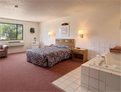 במוטל Super 8 By Wyndham Long Prairie חדר תמונה